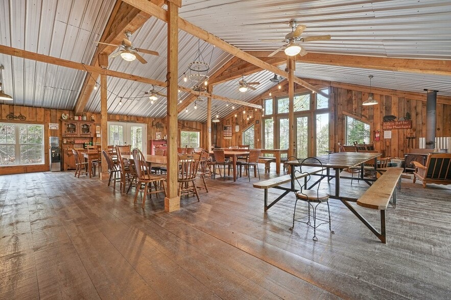More Photos Of 400 Mulberry Gap Rd, Ellijay Hospitality For Sale