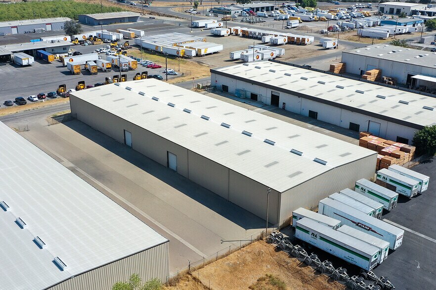 Primary Photo Of 2773 E Malaga Ave, Fresno Warehouse For Lease