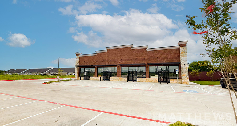 Primary Photo Of 1412 Farley St, Waxahachie General Retail For Lease