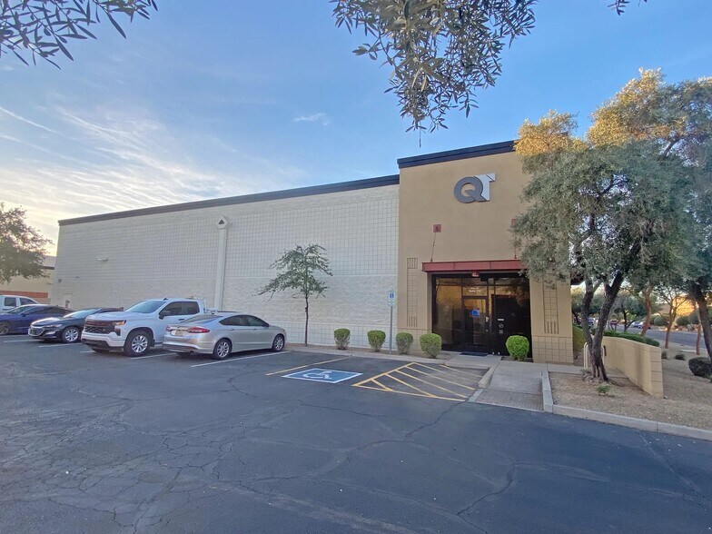 Primary Photo Of 175 S Hamilton Pl, Gilbert Distribution For Sale