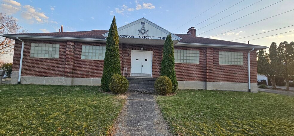 Primary Photo Of 210 Wolf Ave, Englewood Lodge Meeting Hall For Sale