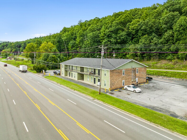 More Photos Of 179 Mountain Site Dr, Mountain City Apartments For Sale