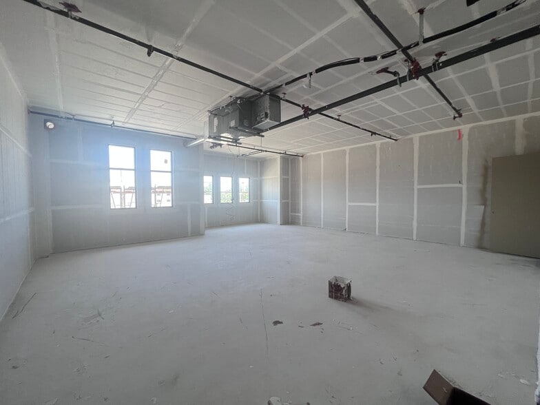 More Photos Of 5624 Philadelphia St, Chino Medical For Lease