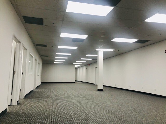 More Photos Of 3399 NW 72nd Ave, Miami Unknown For Lease