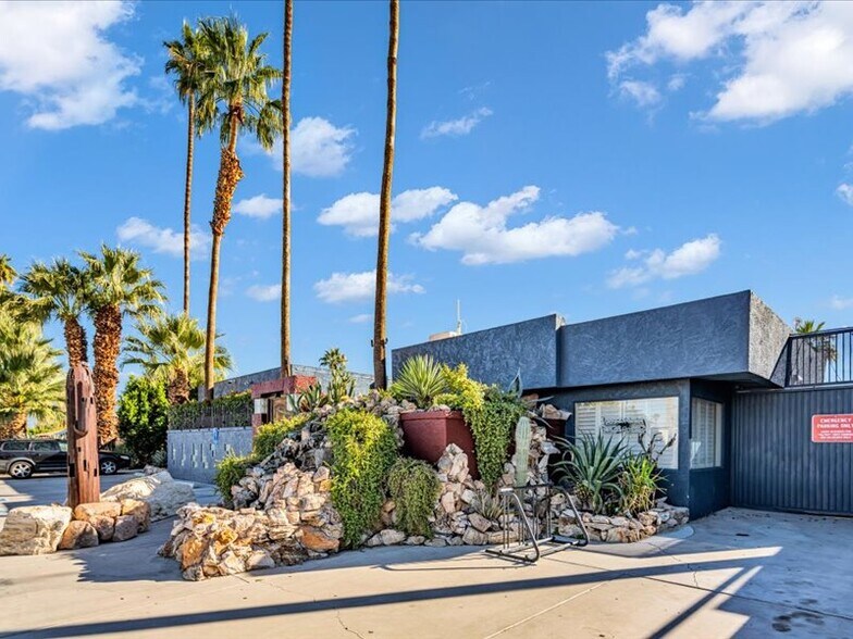 More Photos Of 535 S Warm Sands Dr, Palm Springs Hotel For Sale