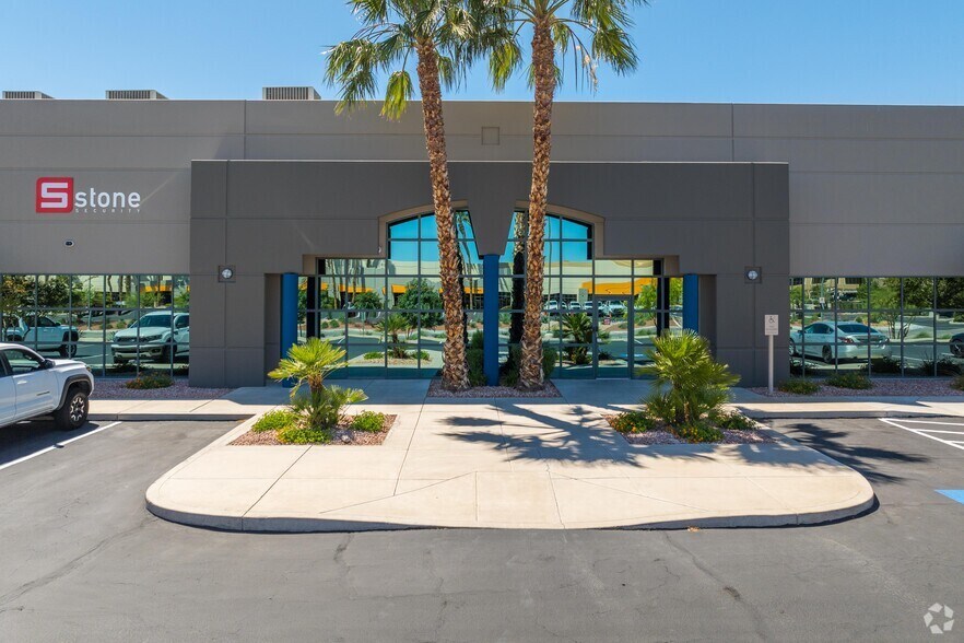 More Photos Of 731 Pilot Rd, Las Vegas Light Distribution For Lease