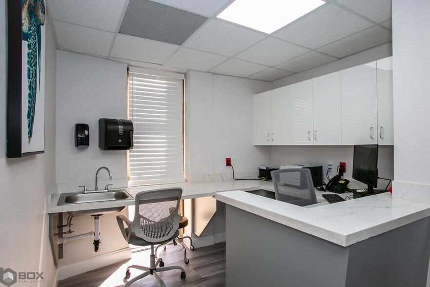 More Photos Of 1500 N University Dr, Coral Springs Medical For Sale