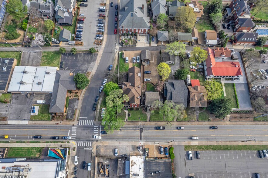 More Photos Of 823 Woodland St, Nashville Freestanding For Lease