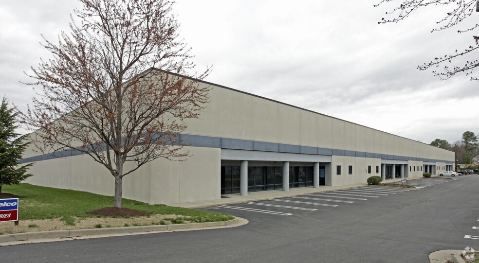 More Photos Of 7425 Ranco Rd, Richmond Warehouse For Lease