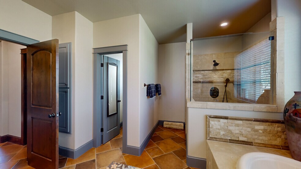 More Photos Of 2261 TX-276, Emory Specialty For Sale