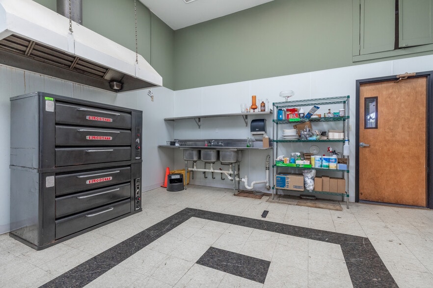 More Photos Of 3135 Lafayette Ave, Saint Louis Office For Sale