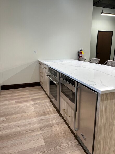 More Photos Of 3202 W 5000 S, Rexburg Office For Lease