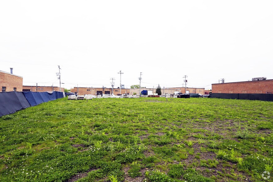 More Photos Of 515-525 Estes Ave, Schaumburg Land For Sale