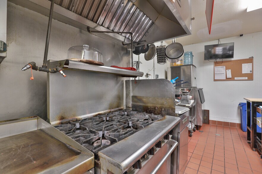 More Photos Of 251-253 Main St, Placerville Restaurant For Sale