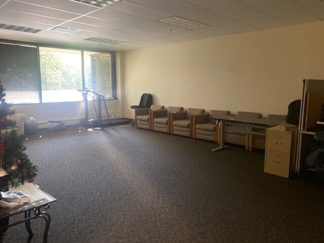 More Photos Of 1696 Greenview Dr SW, Rochester Office For Lease