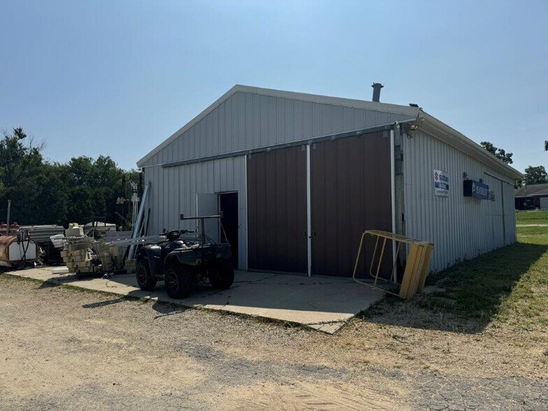 More Photos Of 807 E Harbor Rd, Milton Marina For Sale