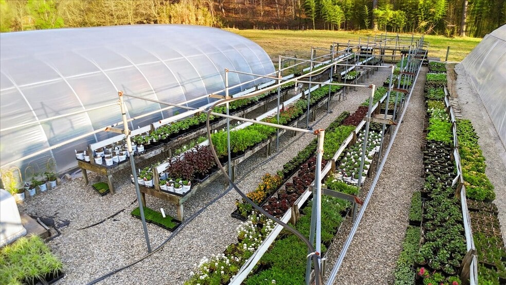 More Photos Of 1356 Coopers Cove Rd, Hardy Specialty For Sale