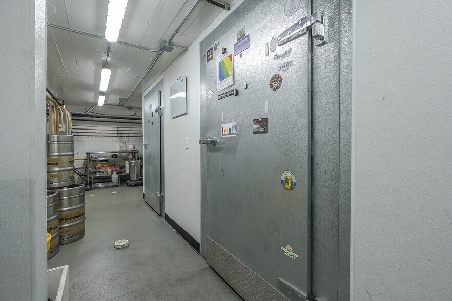 More Photos Of 117 E Allegan St, Otsego General Retail For Sale