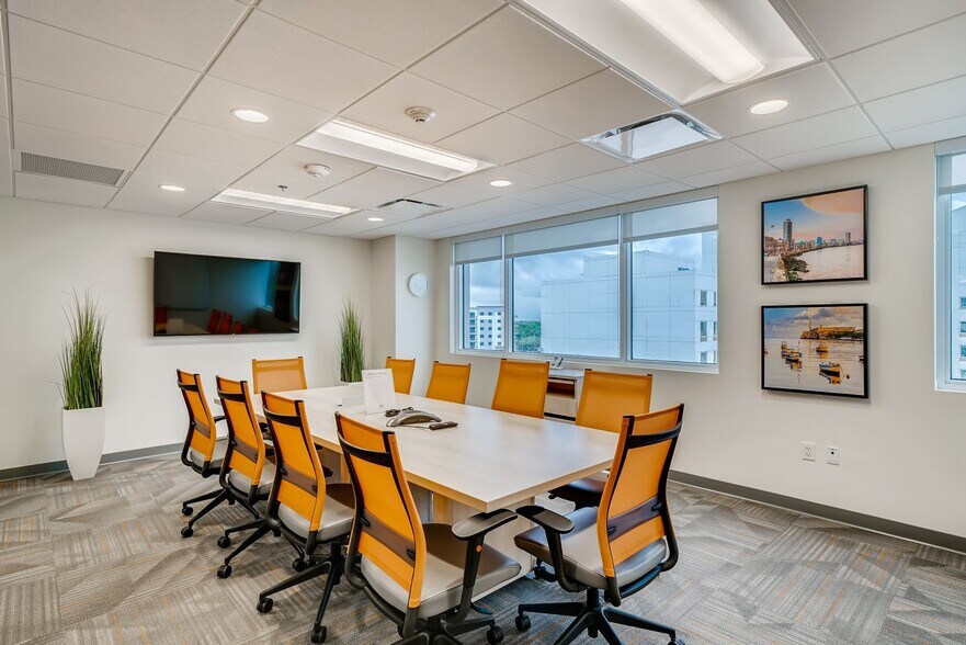 More Photos Of 261 N University Dr, Plantation Coworking Space