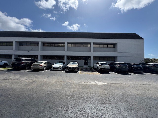 More Photos Of 8600 SW 92nd St, Miami Medical For Sale