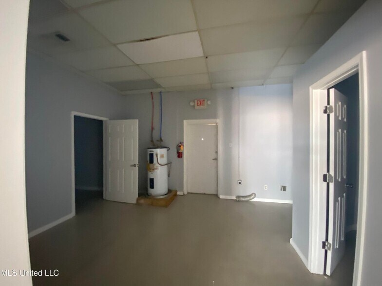 More Photos Of 12100 Highway 49, Gulfport Storefront For Lease