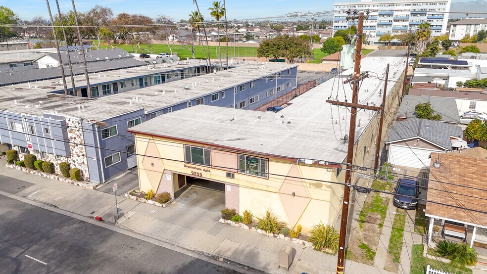 More Photos Of 9559 Flower St, Bellflower Apartments For Sale