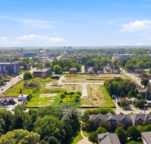 More Photos Of 100 Garden St, Whitby Land For Sale
