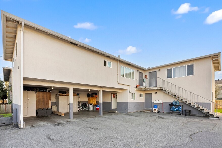 More Photos Of 470 Willow Ave, Half Moon Bay Apartments For Sale