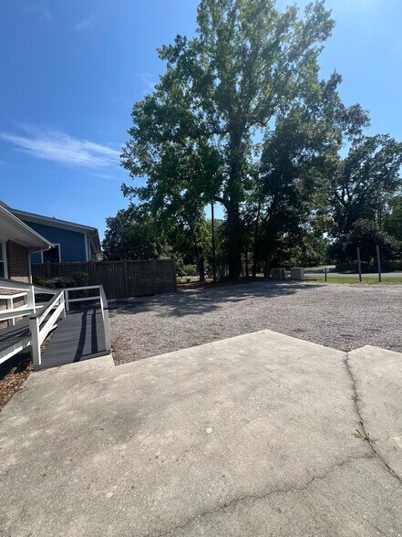 More Photos Of 537 Folly Rd, Charleston Medical For Lease
