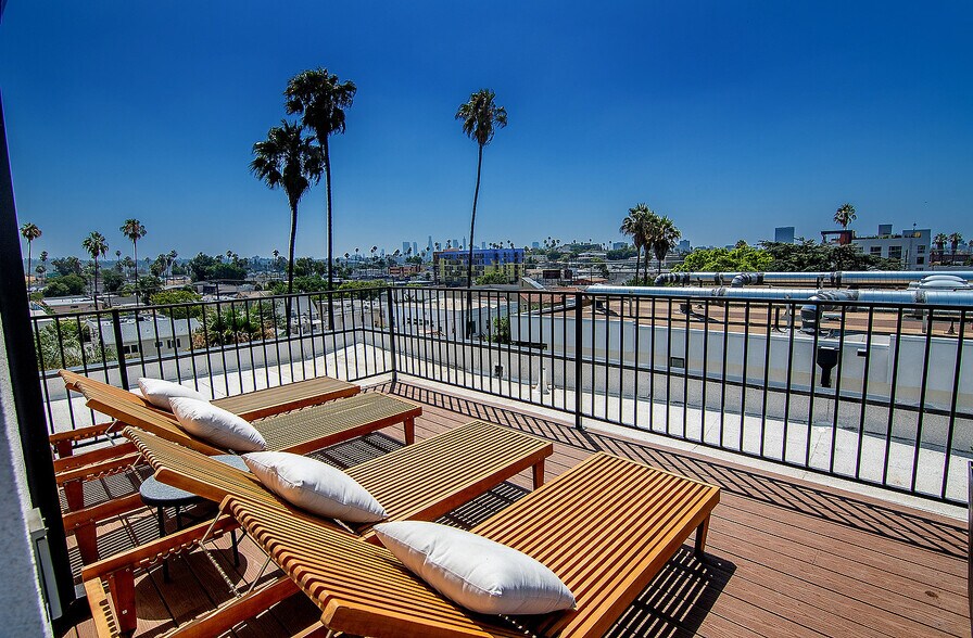 More Photos Of 811 N Harvard Blvd, Los Angeles Multifamily For Sale