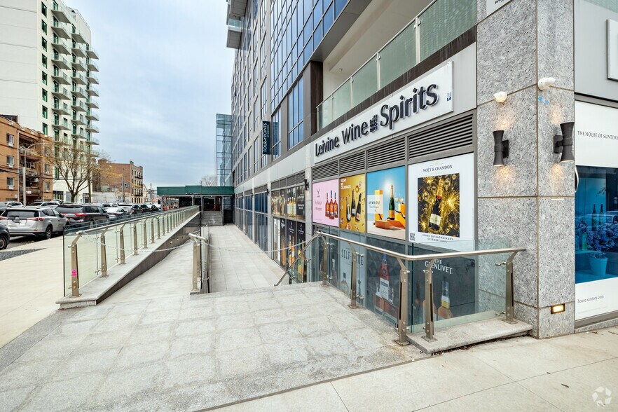 More Photos Of 33-68 Farrington St, Flushing Hotel For Lease