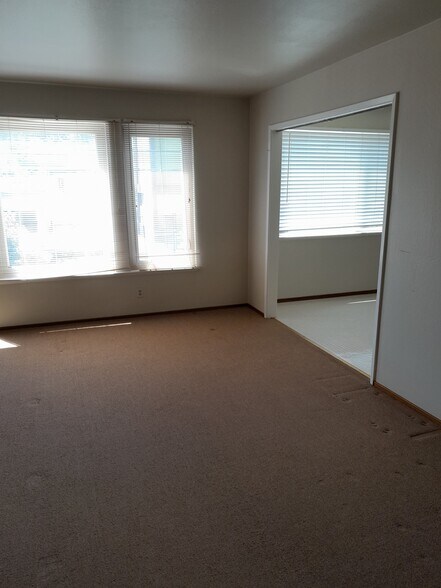 More Photos Of 5625 Mission St, San Francisco Multifamily For Sale