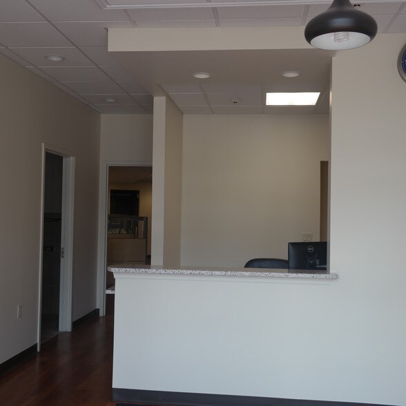 More Photos Of 675 Broadway, Massapequa Office For Lease