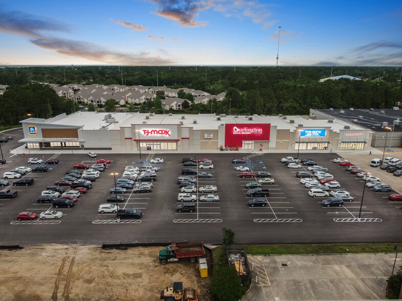 More Photos Of 3801 Denny Ave, Pascagoula Storefront Retail Office For Lease