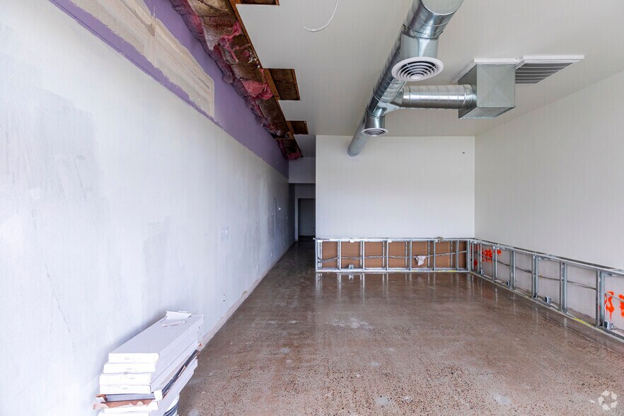 More Photos Of 12700 San Rafael Ave NE, Albuquerque Storefront For Sale