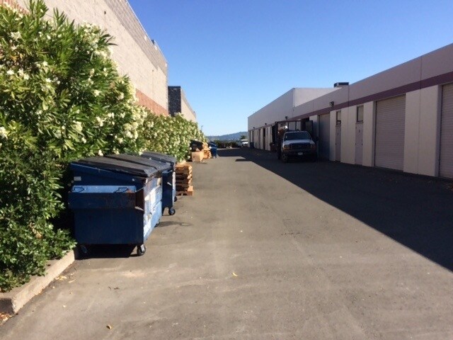 More Photos Of 4740 E 2nd St, Benicia Light Manufacturing For Lease