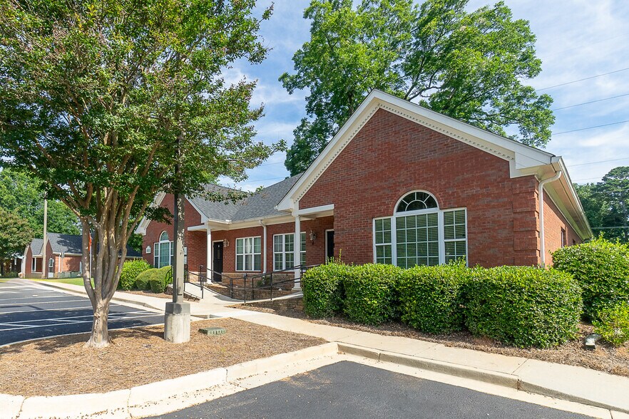 More Photos Of 3001 Monroe Hwy, Watkinsville Office For Lease