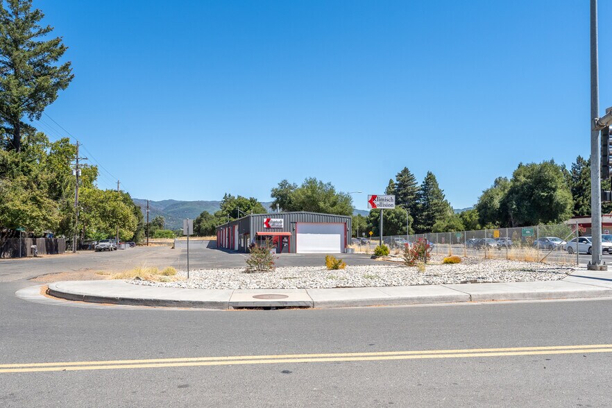 More Photos Of 550 Talmage Rd, Ukiah Auto Repair For Lease