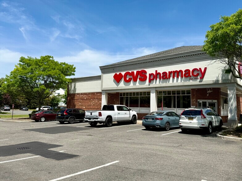 More Photos Of 111 Terry Rd, Smithtown Drugstore For Sale