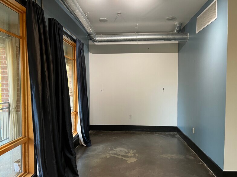 More Photos Of 319 Atlanta St, Marietta Office For Sale