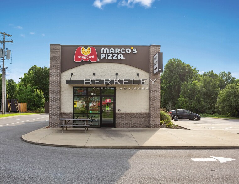 More Photos Of 1683 S Highland Ave, Jackson Fast Food For Sale