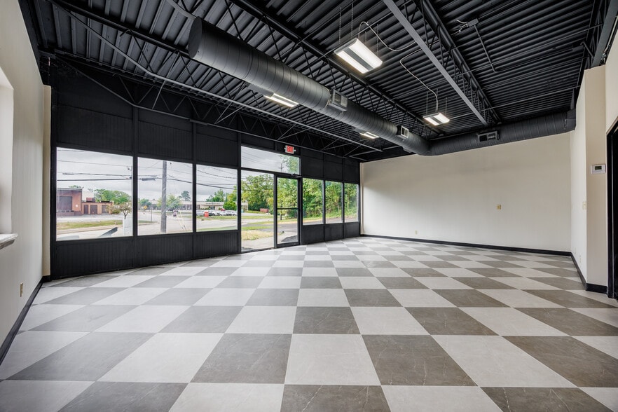 More Photos Of 4765 E 131st St, East Cleveland Warehouse For Sale