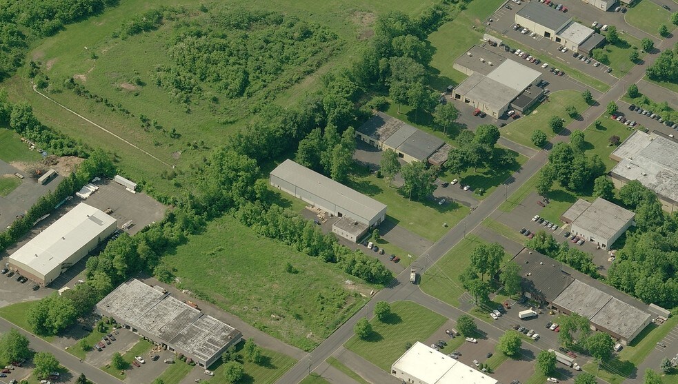 More Photos Of 171 Railroad Dr, Warminster Manufacturing For Sale