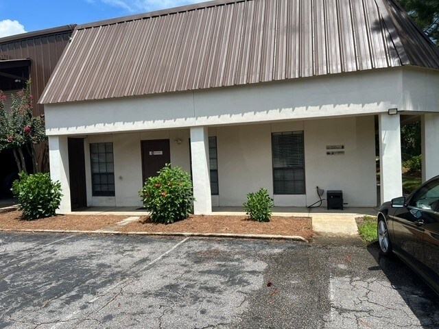 More Photos Of 3000 Nine Mile Rd, Pensacola Warehouse For Lease
