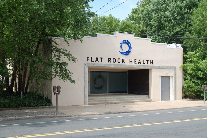 Primary Photo Of 4026 Main St, Philadelphia Medical For Sale
