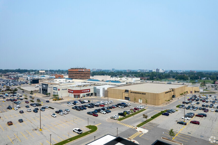 More Photos Of 419 King St W, Oshawa General Retail For Lease