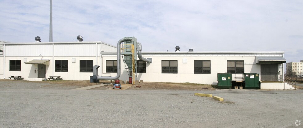 More Photos Of 900D Jefferson Ave, Newport News Manufacturing For Lease