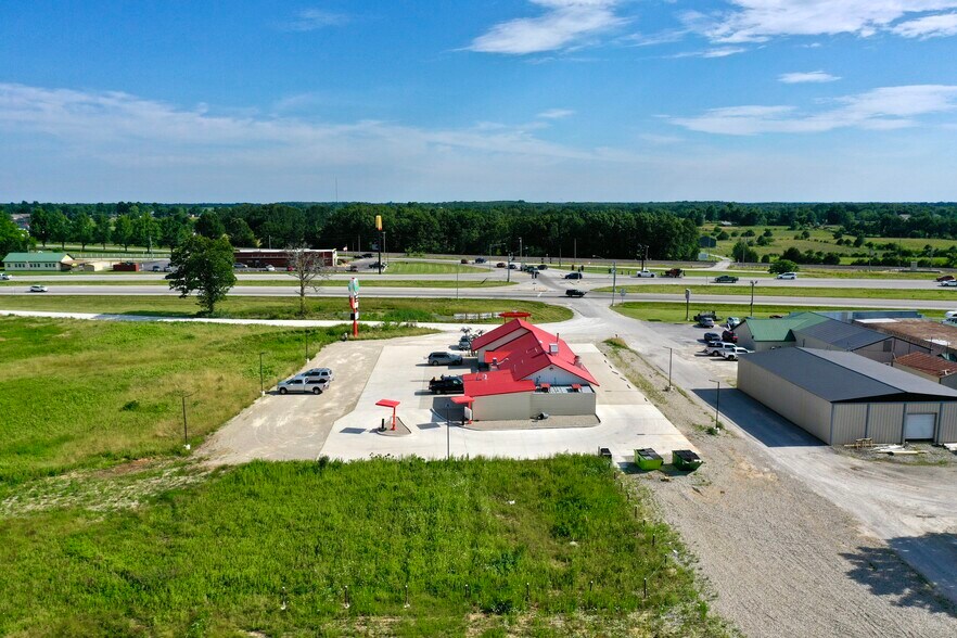 More Photos Of 37 Enterprise Dr, Seymour General Retail For Sale