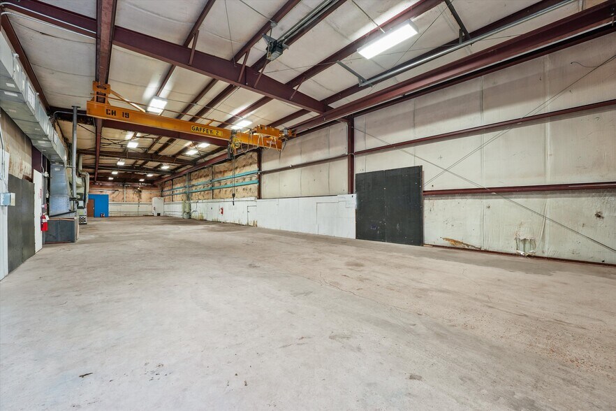 More Photos Of 12602 FM 529 Rd, Houston Manufacturing For Lease