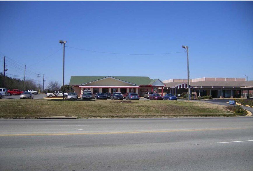 More Photos Of 2123 S Hwy 441, Dublin Restaurant For Sale